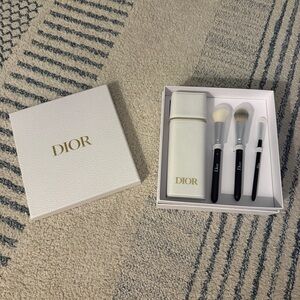 New In Box - Dior Makeup Brushes